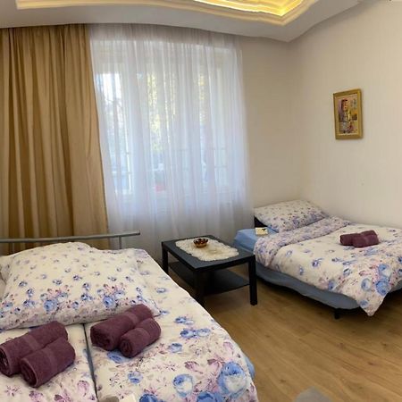 Apartment Top Diplomat Prága Kültér fotó