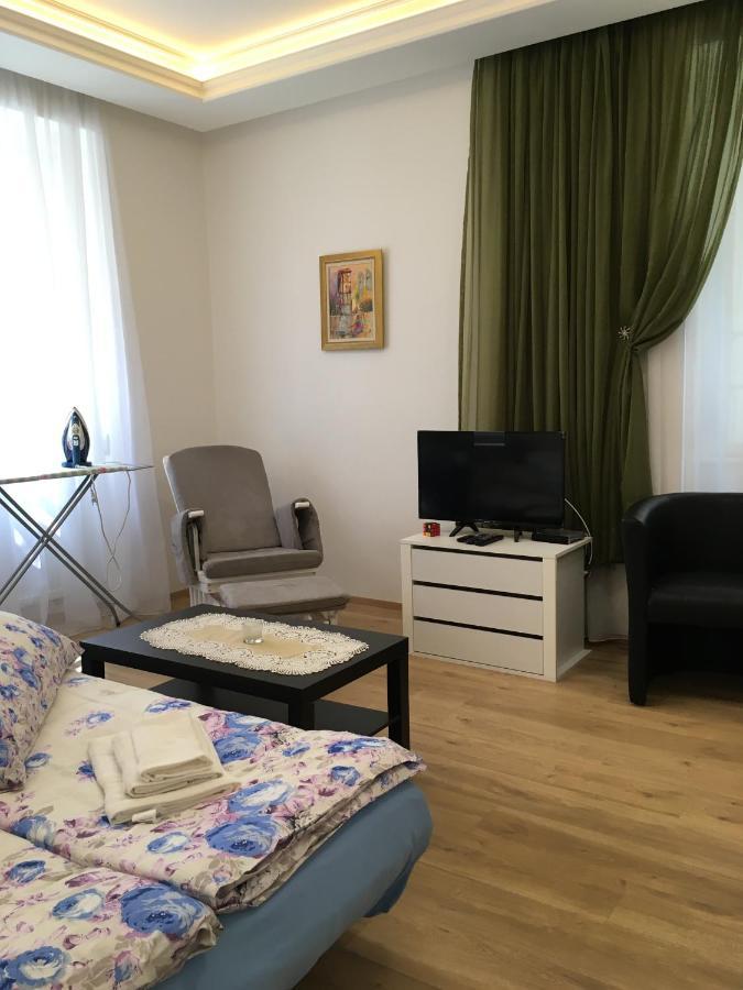 Apartment Top Diplomat Prága Kültér fotó