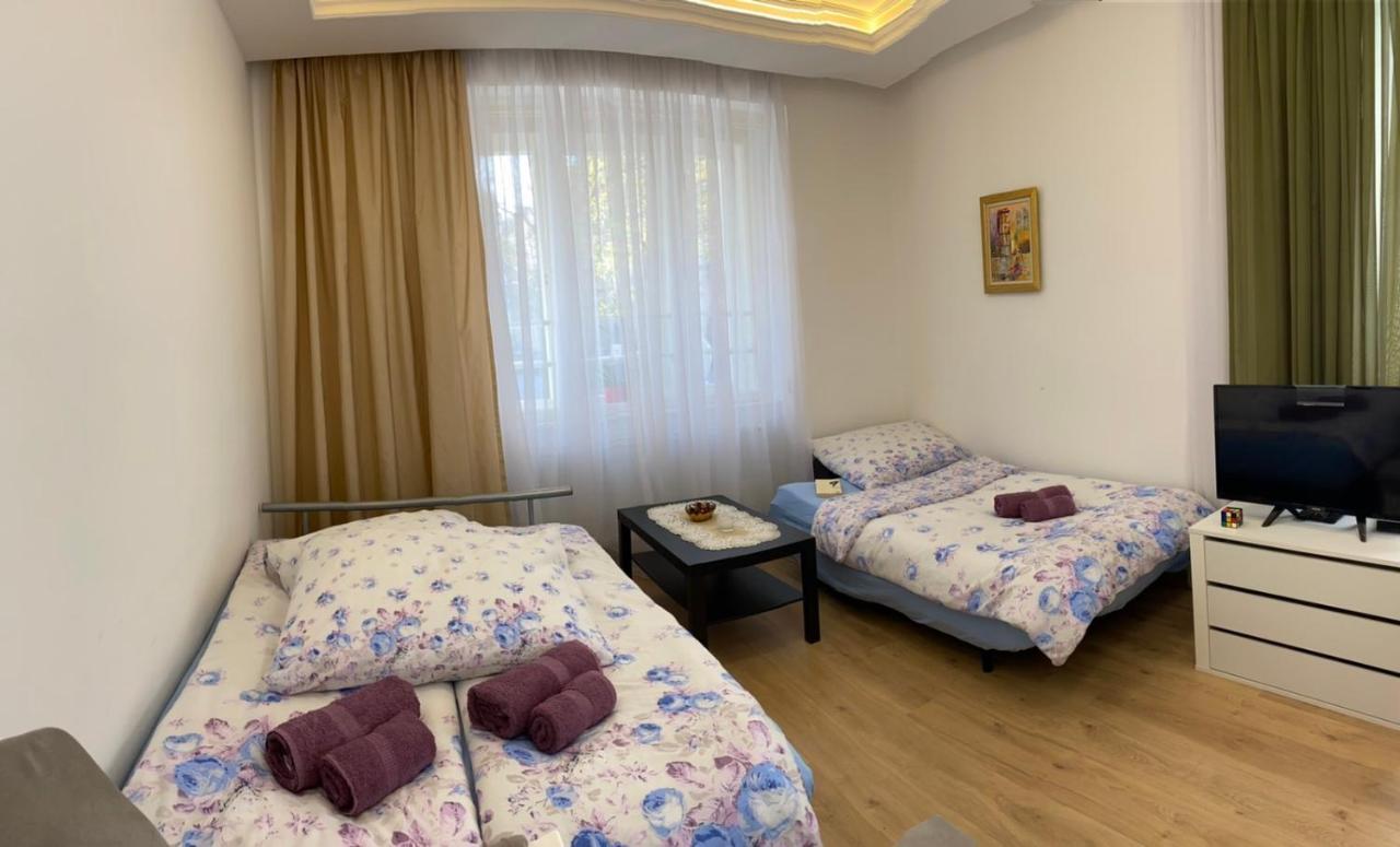 Apartment Top Diplomat Prága Kültér fotó